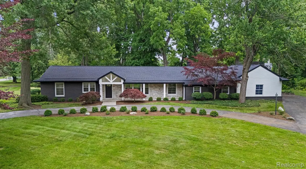 5671 Shadow Lane, Bloomfield, MI 48302 - #1