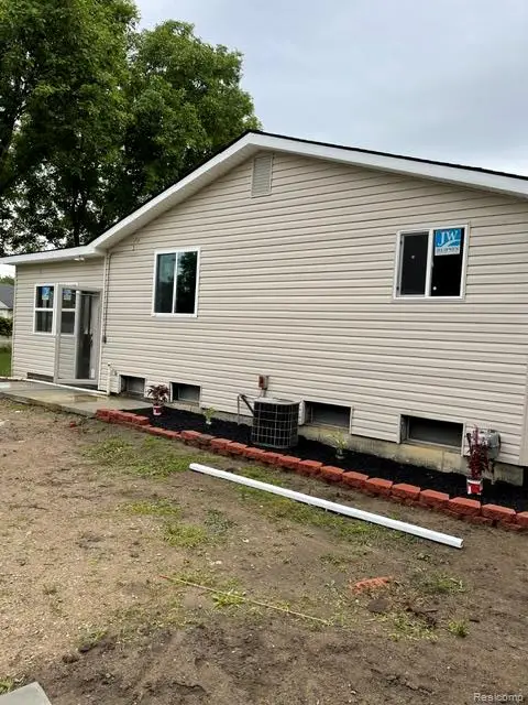 29301 Rockcastle Street, Farmington, MI 48336 - #1