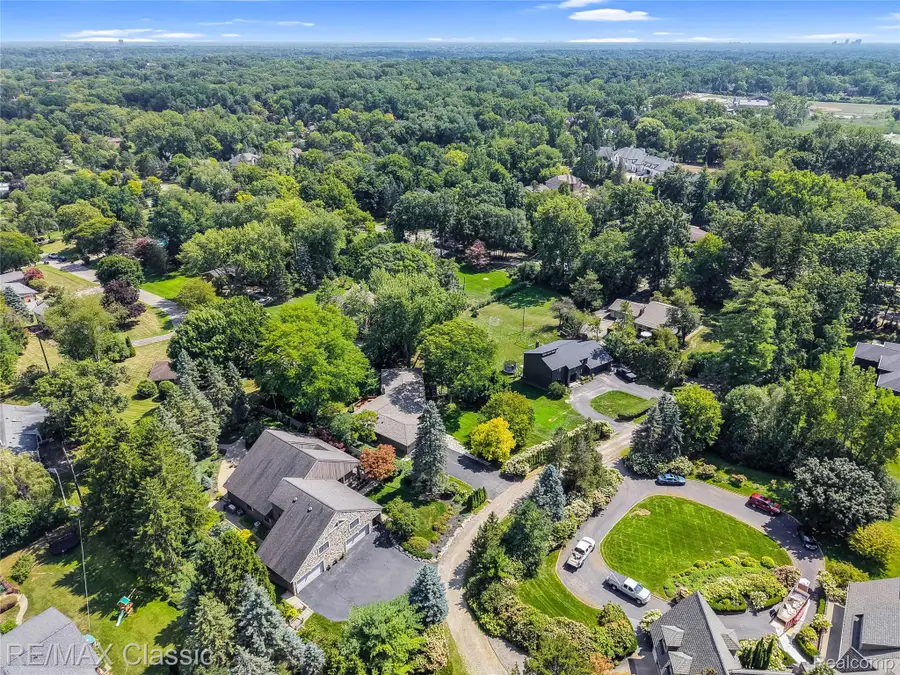 2953 Little Lane, Bloomfield, MI 48302 - #2