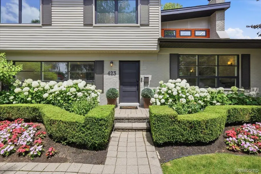 423 S Cranbrook Cross Road, Bloomfield Hills, MI 48301 - #2