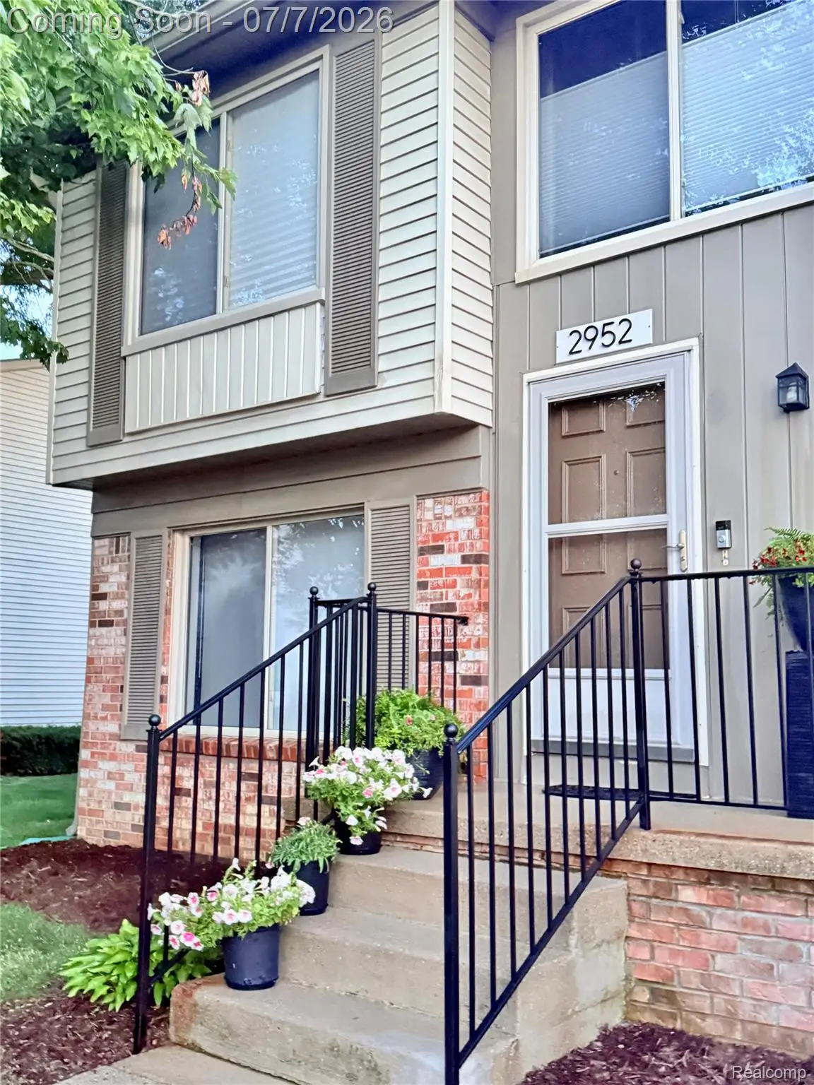 2952 Roundtree Drive, Troy, MI 48083 - #1