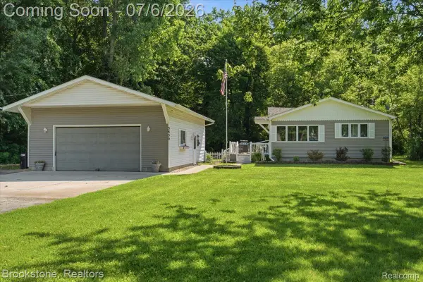 3850 State Road, FortGratiot, MI 48059