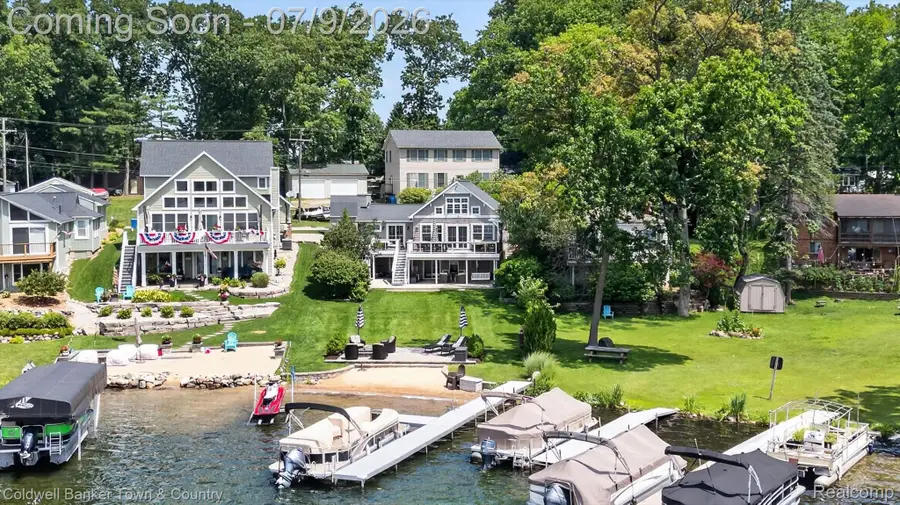 3762 Noble, Brighton, MI 48116 - #2