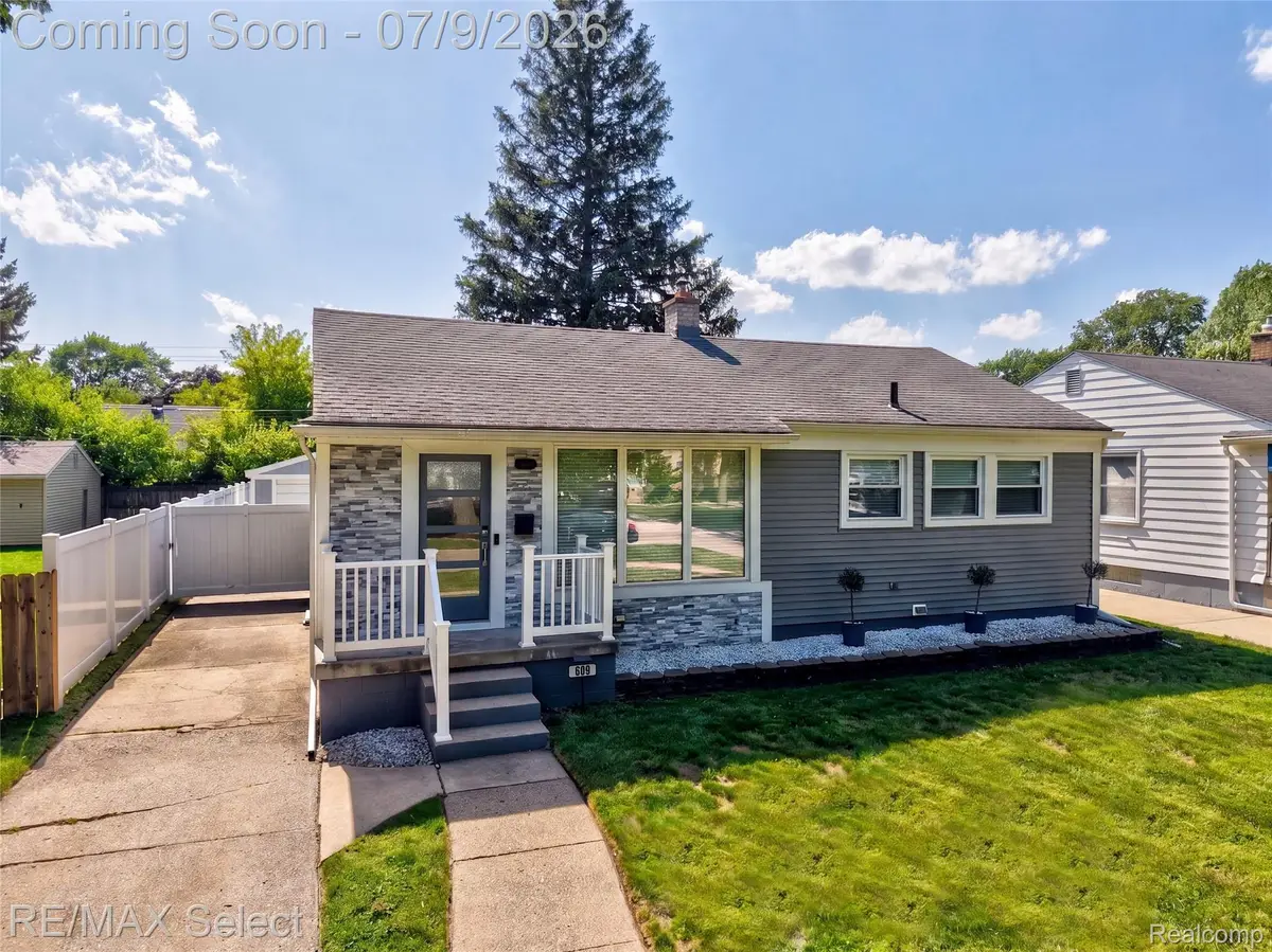 609 N Connecticut Avenue, Royal Oak, MI 48067 - #1