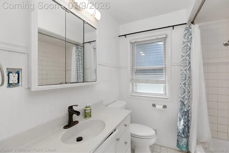 2731 Crooks Road, Royal Oak, MI 48073 - #3