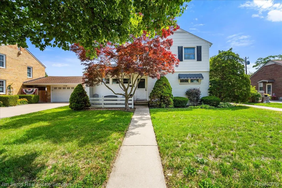 1010 Nottingham Road, Grosse Pointe Park, MI 48230 - #1