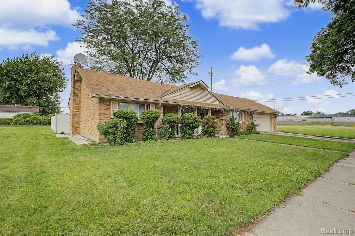 8650 Whitlock Avenue, Dearborn, MI 48126 - #1