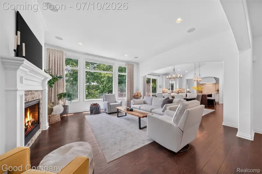 1946 Acorn Glen, Rochester Hills, MI 48306 - #2