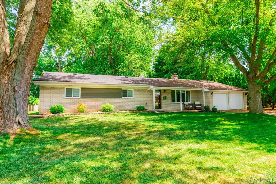 28731 Elbamar Drive, Grosse Ile, MI 48138 - #2