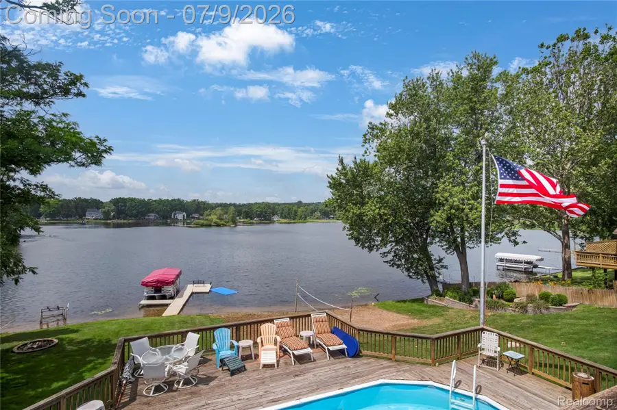 10075 Graham Drive, Clarkston, MI 48348 - #3