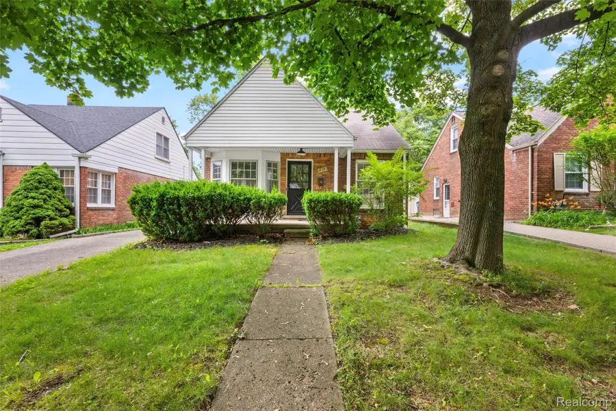 414 Aqua Court, Royal Oak, MI 48073 - #2