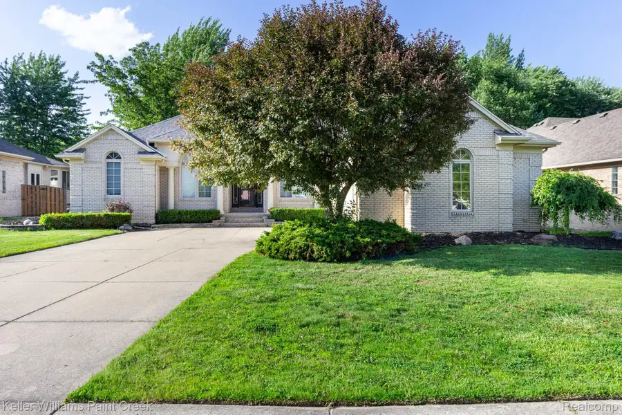 20695 Gaberty Drive, Clinton, MI 48038 - #2