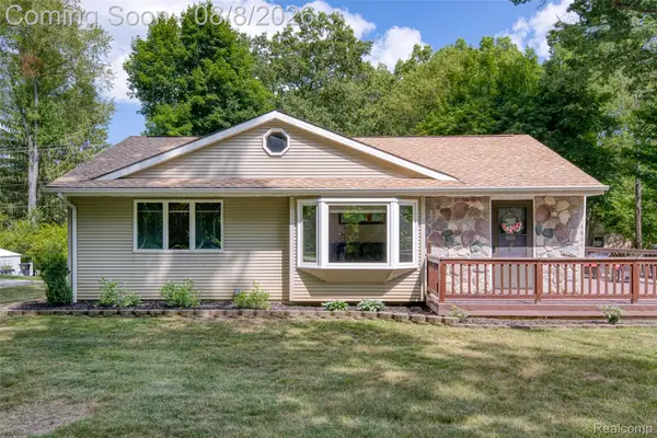 4864 Wylie Road, Dexter, MI 48130