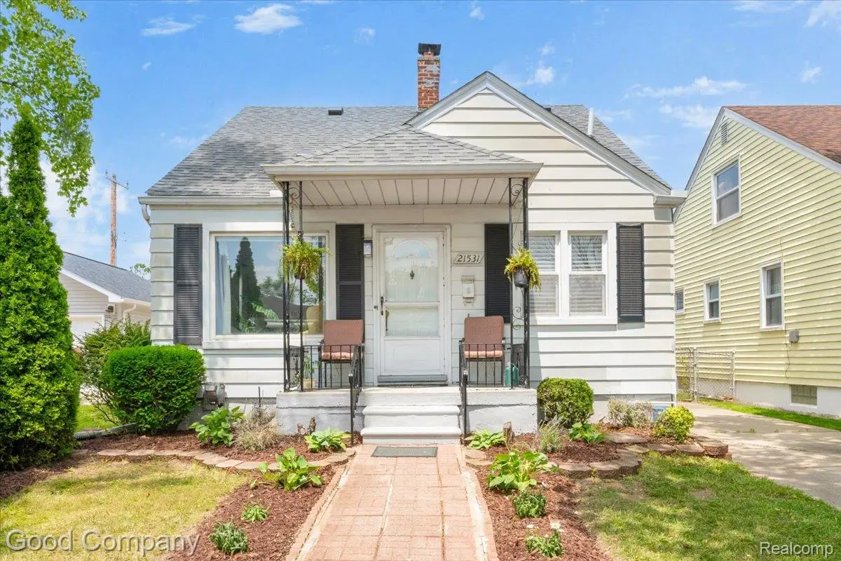 21531 Avalon Street, Saint Clair Shores, MI 48080 - #1