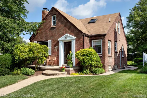 10564 Lasalle Boulevard, HuntingtonWoods, MI 48070