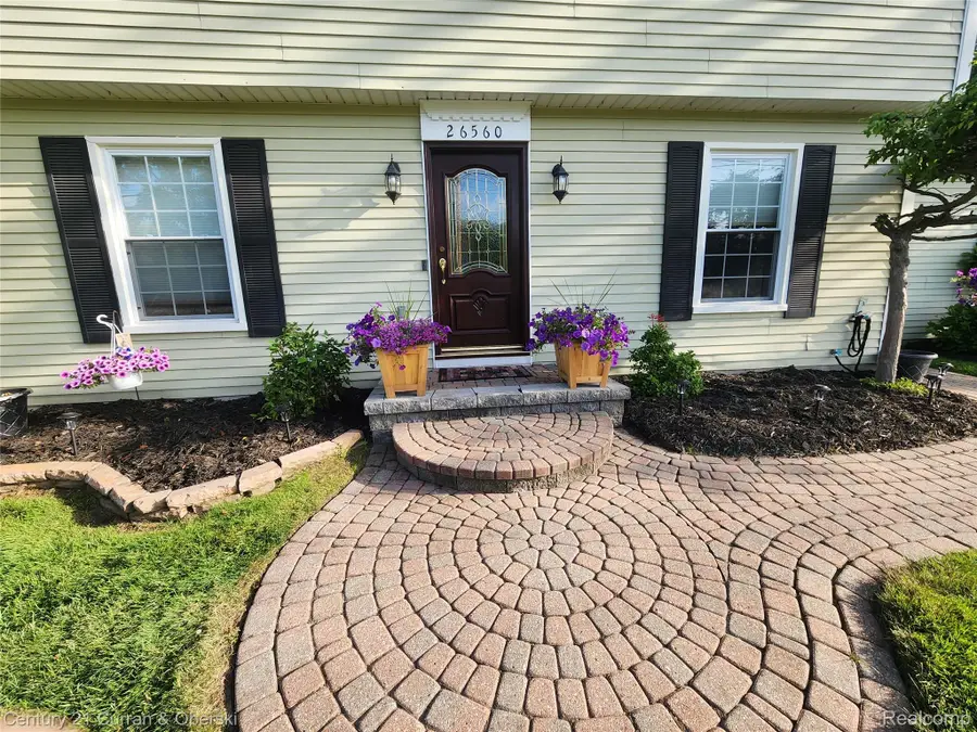 26560 Acacia Street, Harrison Township, MI 48045 - #2
