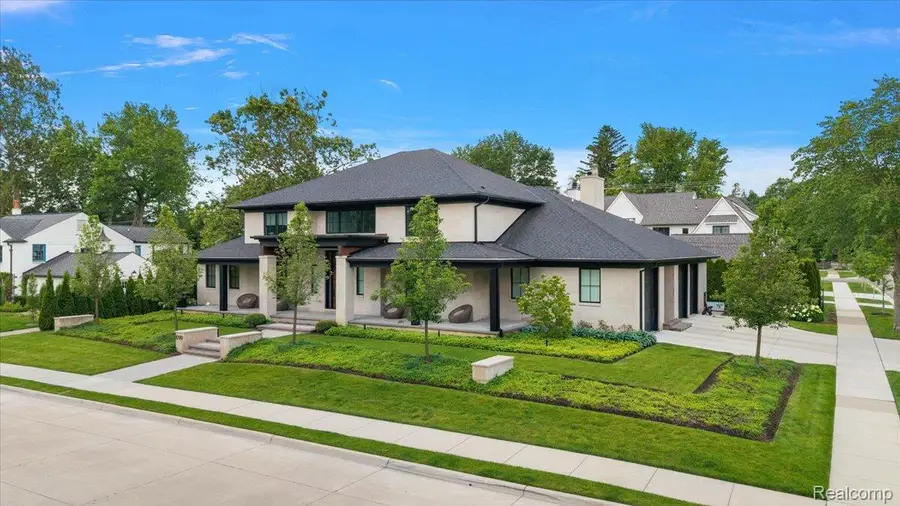1099 N Glenhurst Drive, Birmingham, MI 48009 - #3