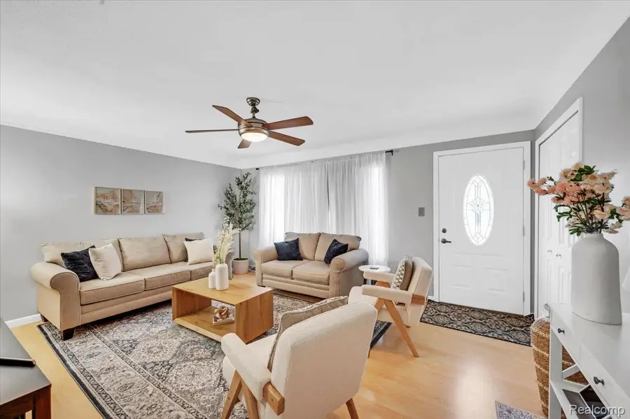 2141 Willot Road, Auburn Hills, MI 48326 - #3