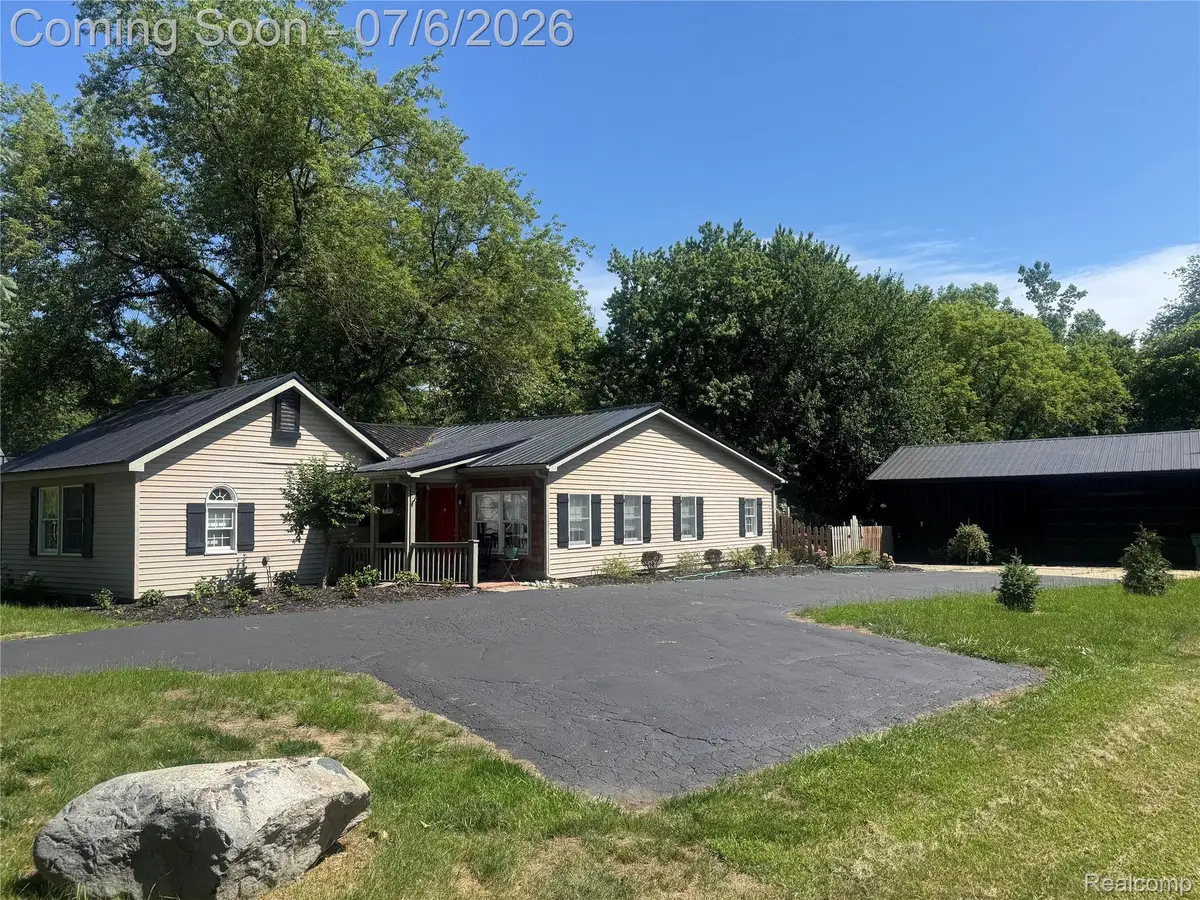 308 N Seymour Road, Flushing, MI 48433 - #1