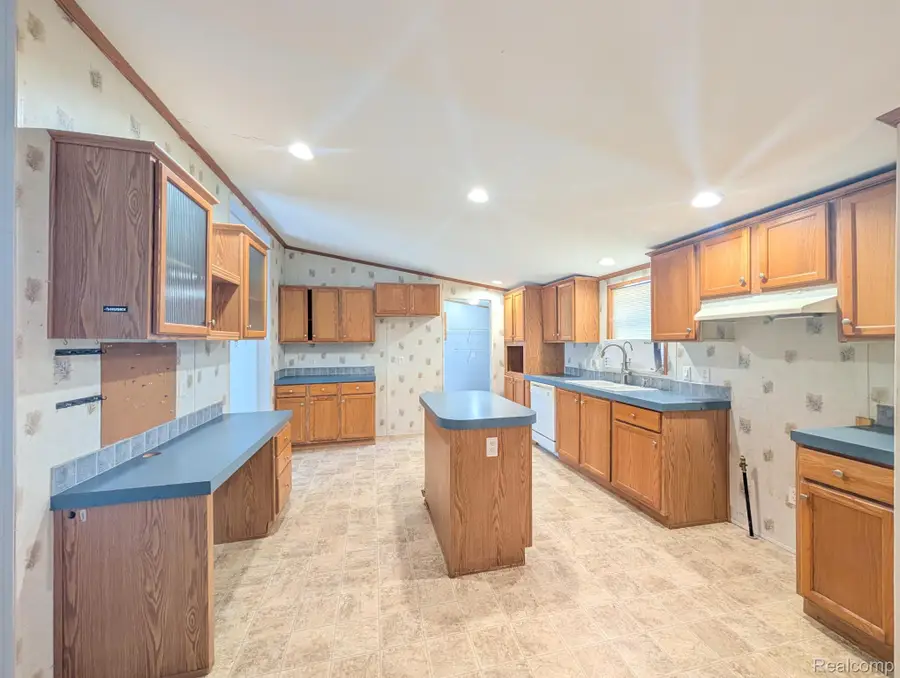 17016 Sleepy Hollow Boulevard, Holly, MI 48442 - #2