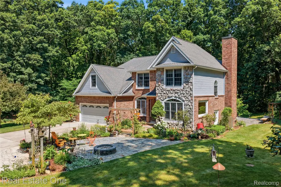 8450 Merrill Road, Webster, MI 48189 - #2