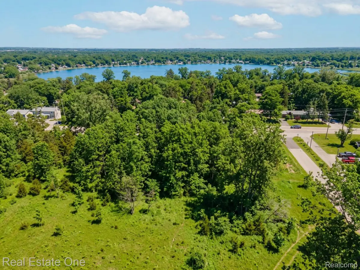0000 Williams Lake Rd., White Lake, MI 48386 - #1