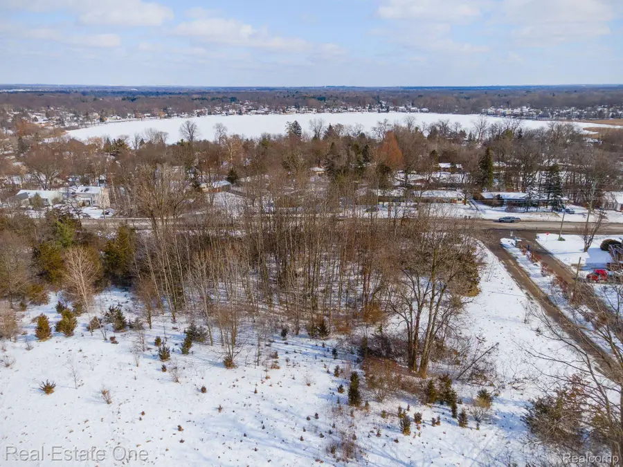 0000 Williams Lake Rd., White Lake, MI 48386 - #2