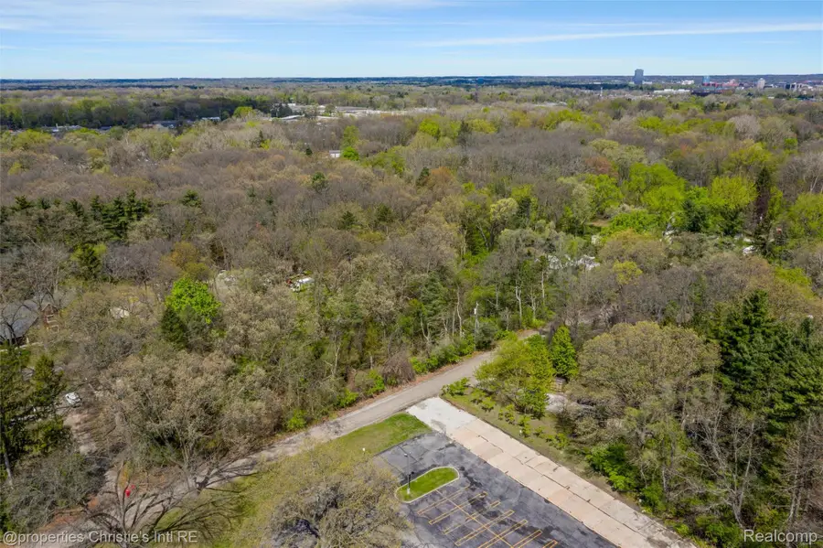 1/2 of Lot 12 Hunters Lane, Southfield, MI 48033 - #3