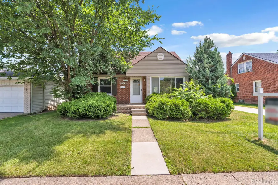 7641 Pelham Road, Allen Park, MI 48101 - #2