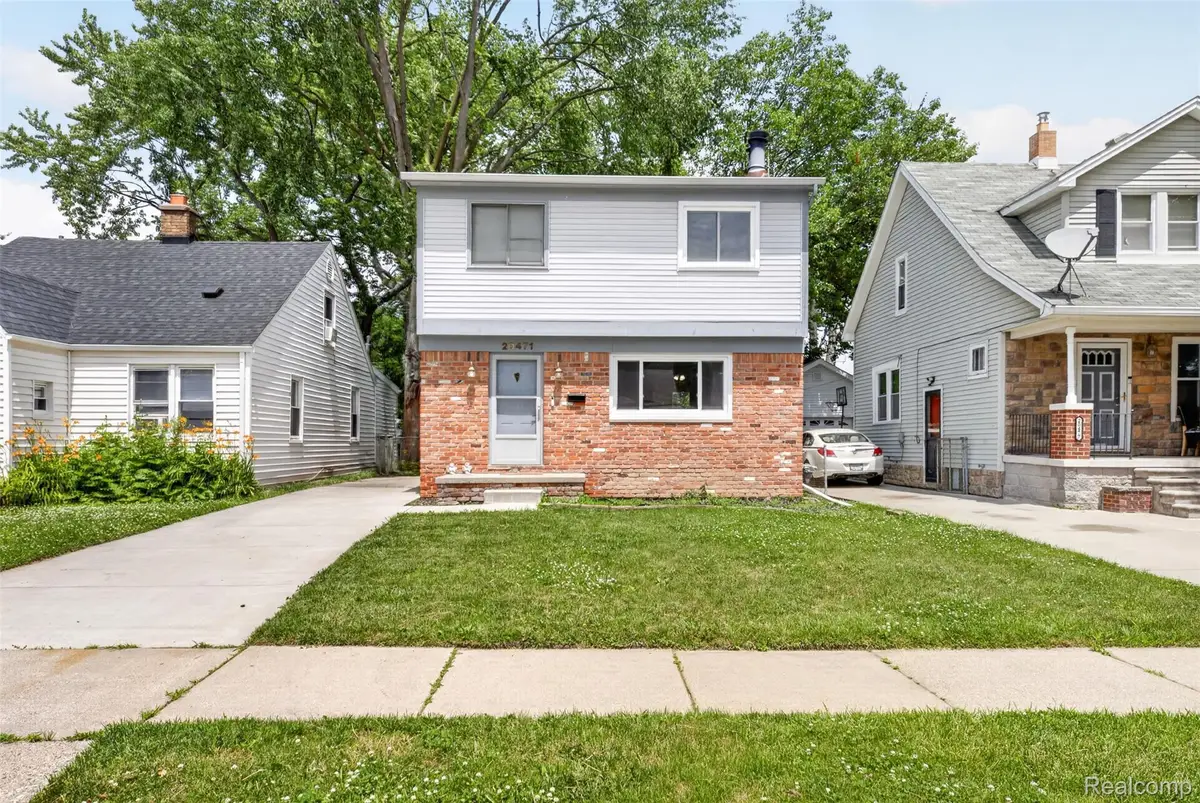 20471 Hollywood Street, Harper Woods, MI 48225 - #1