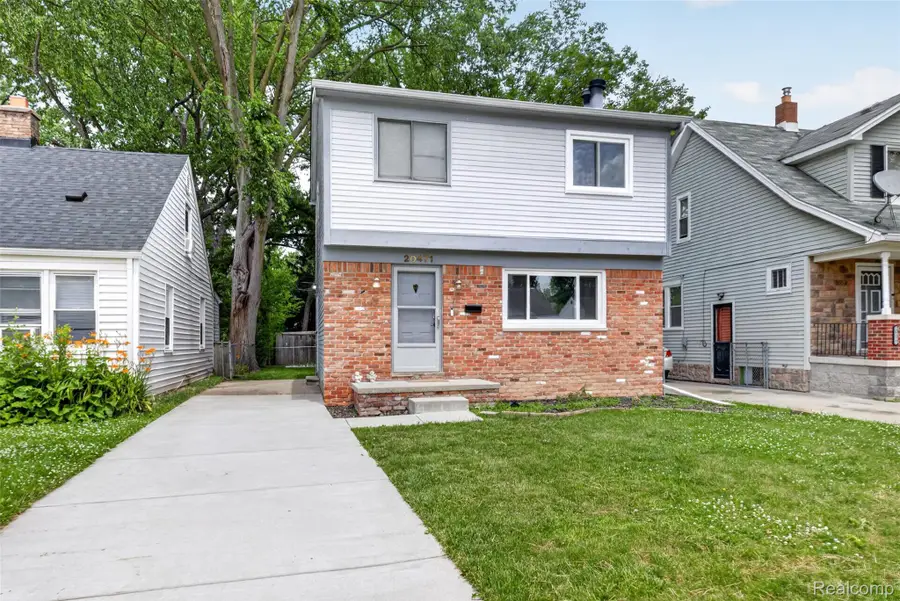 20471 Hollywood Street, Harper Woods, MI 48225 - #3