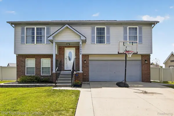 29252 Hunter, Trenton, MI 48183