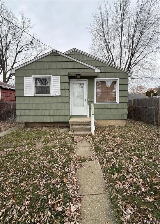 1210 Pinehurst Avenue, Flint, MI 48507 - #1