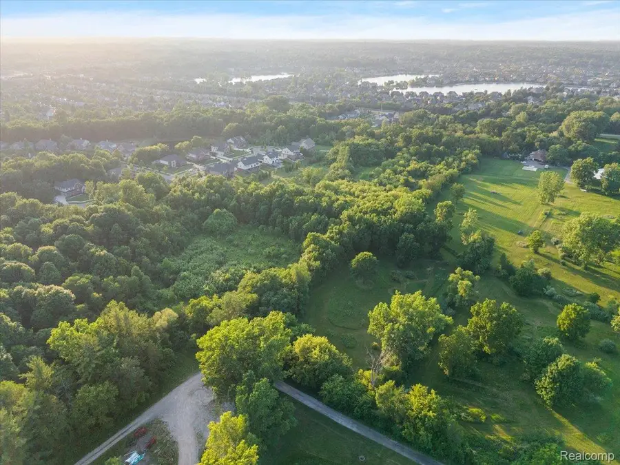 48151 6 Mile Road, Northville, MI 48168 - #2