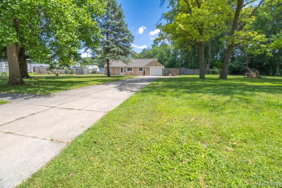 6301 Janet Street, Taylor, MI 48180 - #3