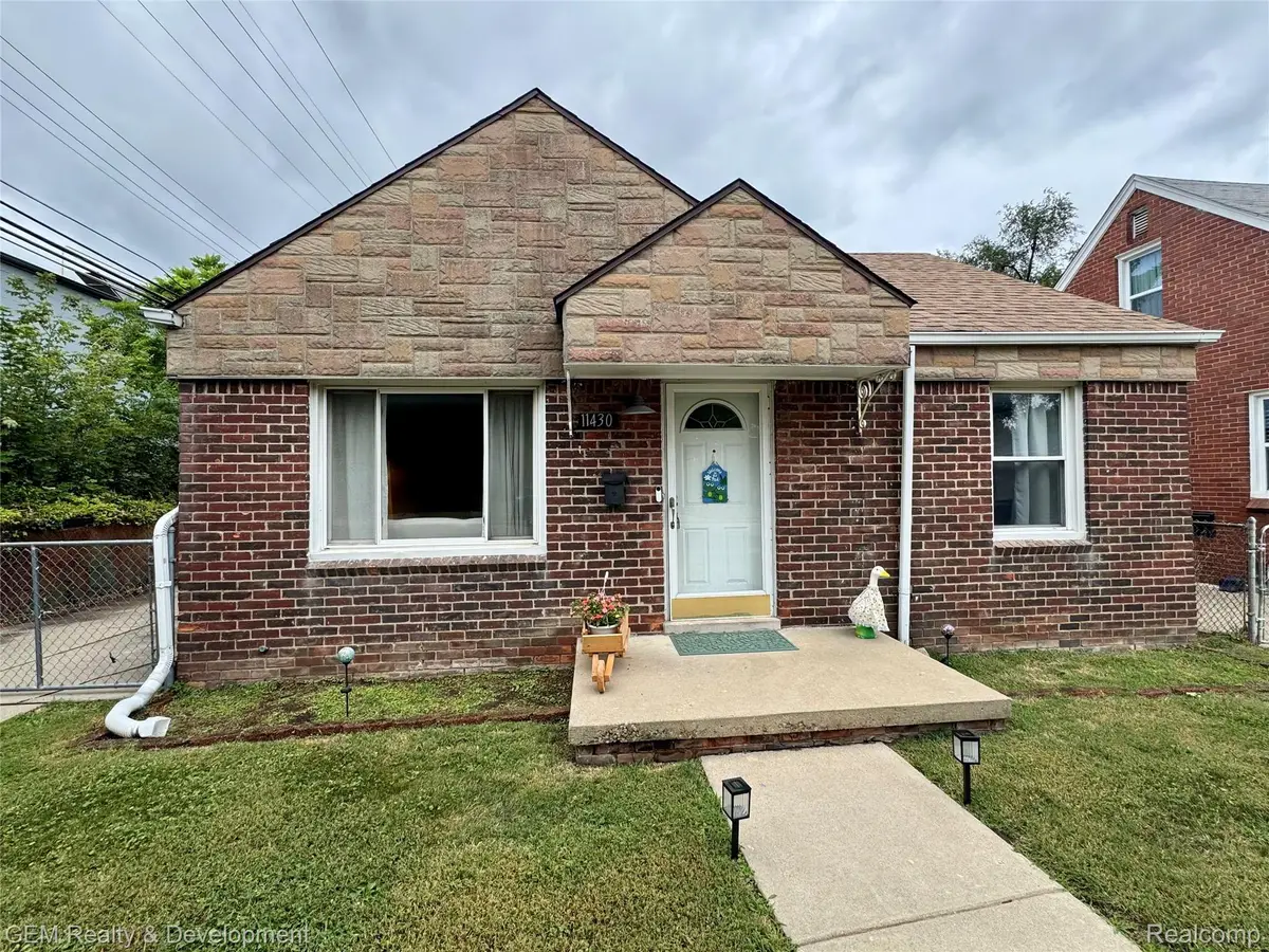11430 Garfield, Redford, MI 48239 - #1