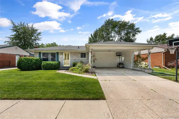 35379 Lucinda Drive, ClintonTownship, MI 48035