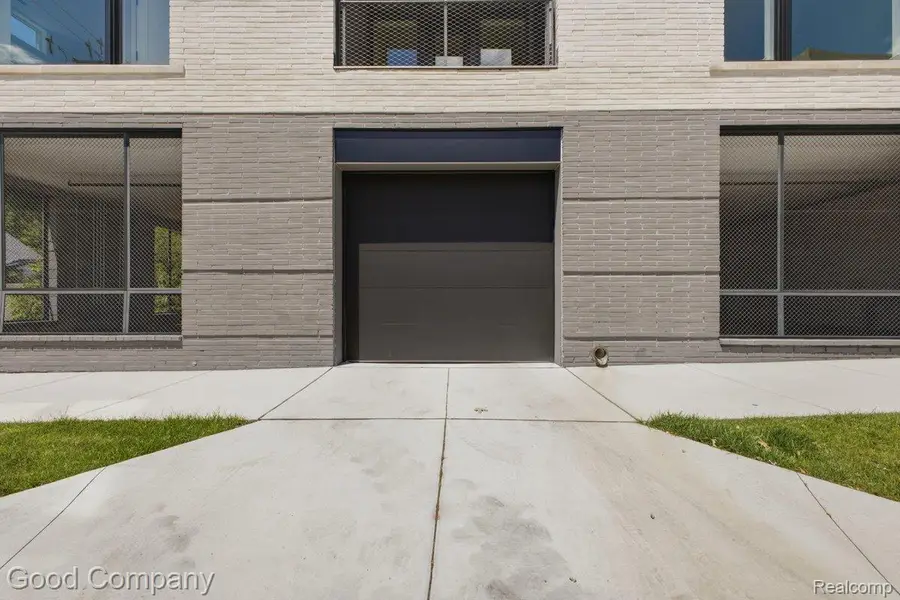 110 Austin Avenue #204, Royal Oak, MI 48067 - #3
