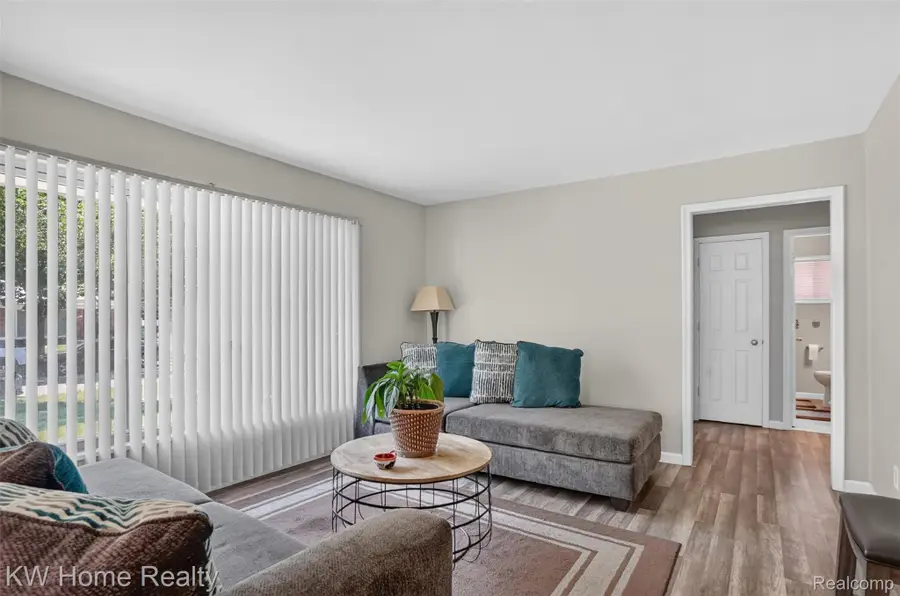 14620 Pearson Street, Oak Park, MI 48237 - #3