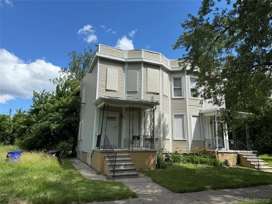 229 Leicester Court, Detroit, MI 48202 - #2