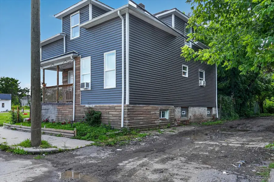 6141 Hazlett Street, Detroit, MI 48210 - #3