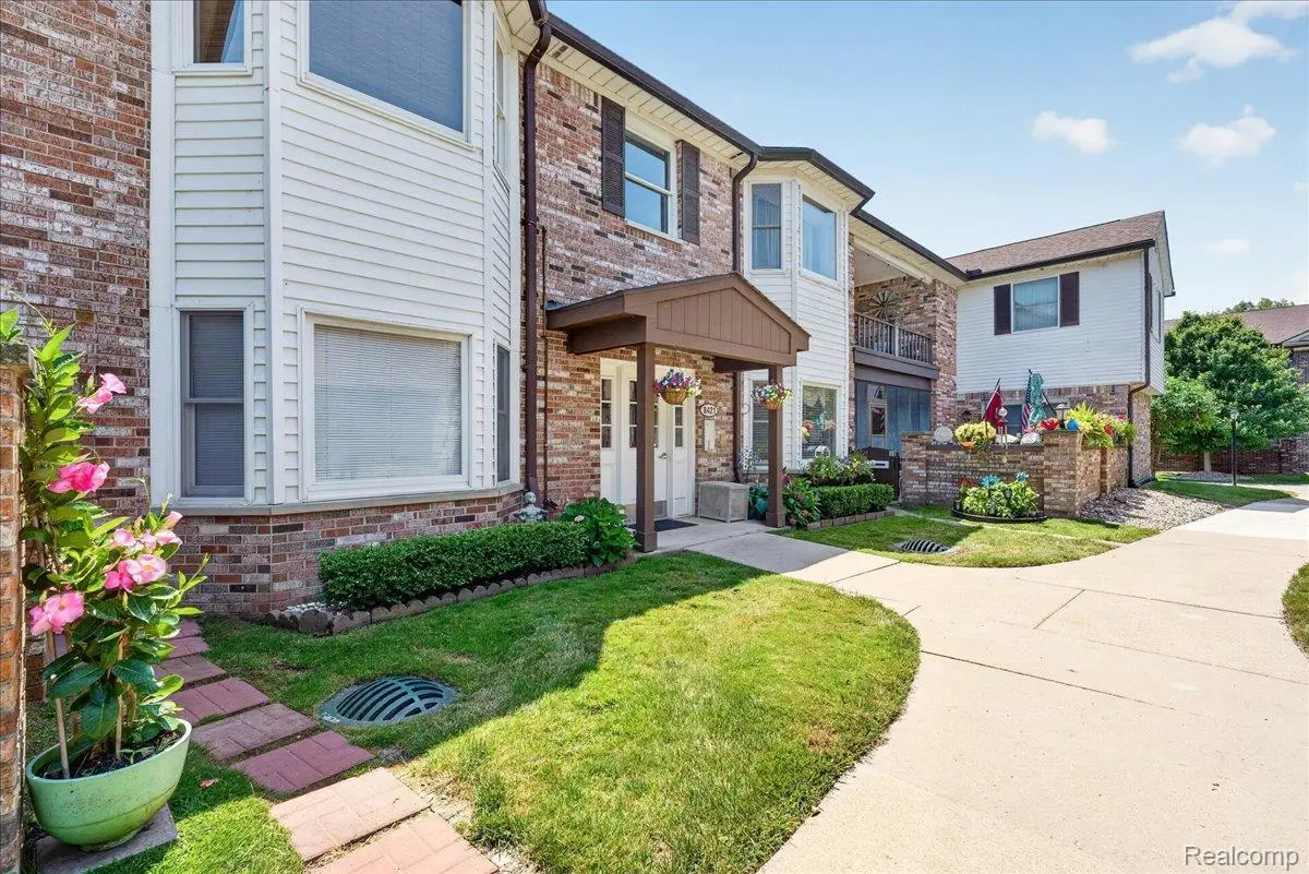 8421 Mathias #11, Grosse Ile, MI 48138 - #1
