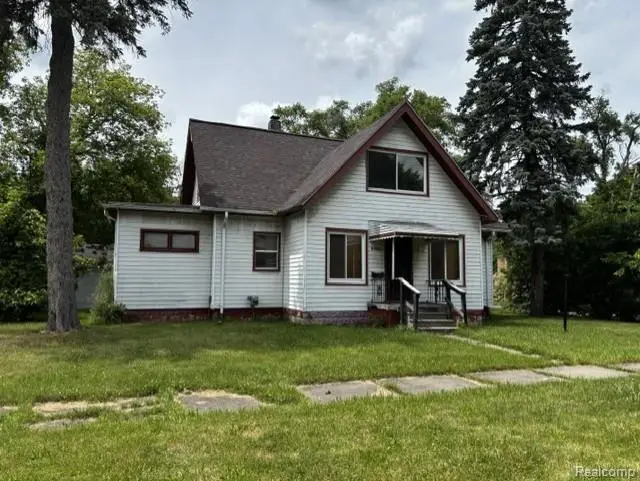 3915 Trumbull Avenue, Flint, MI 48504 - #2