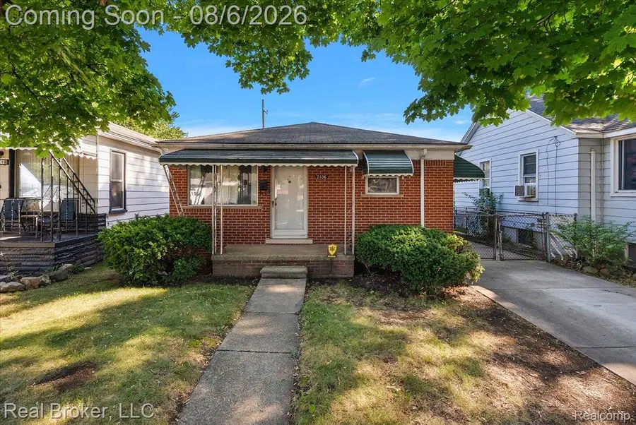 2106 Reo Avenue, Lincoln Park, MI 48146 - #2
