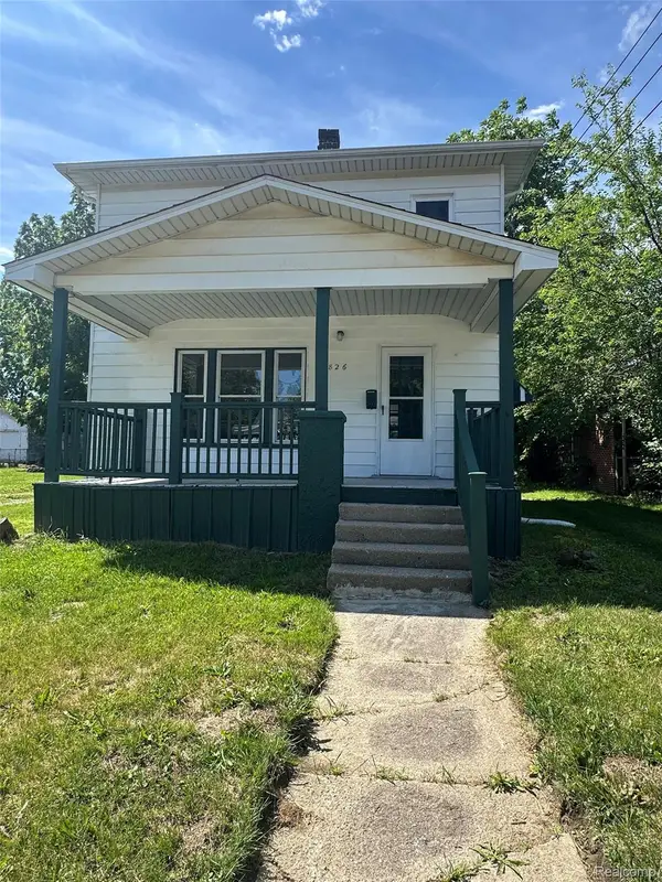 826 E Mount Morris Street, MtMorris, MI 48458