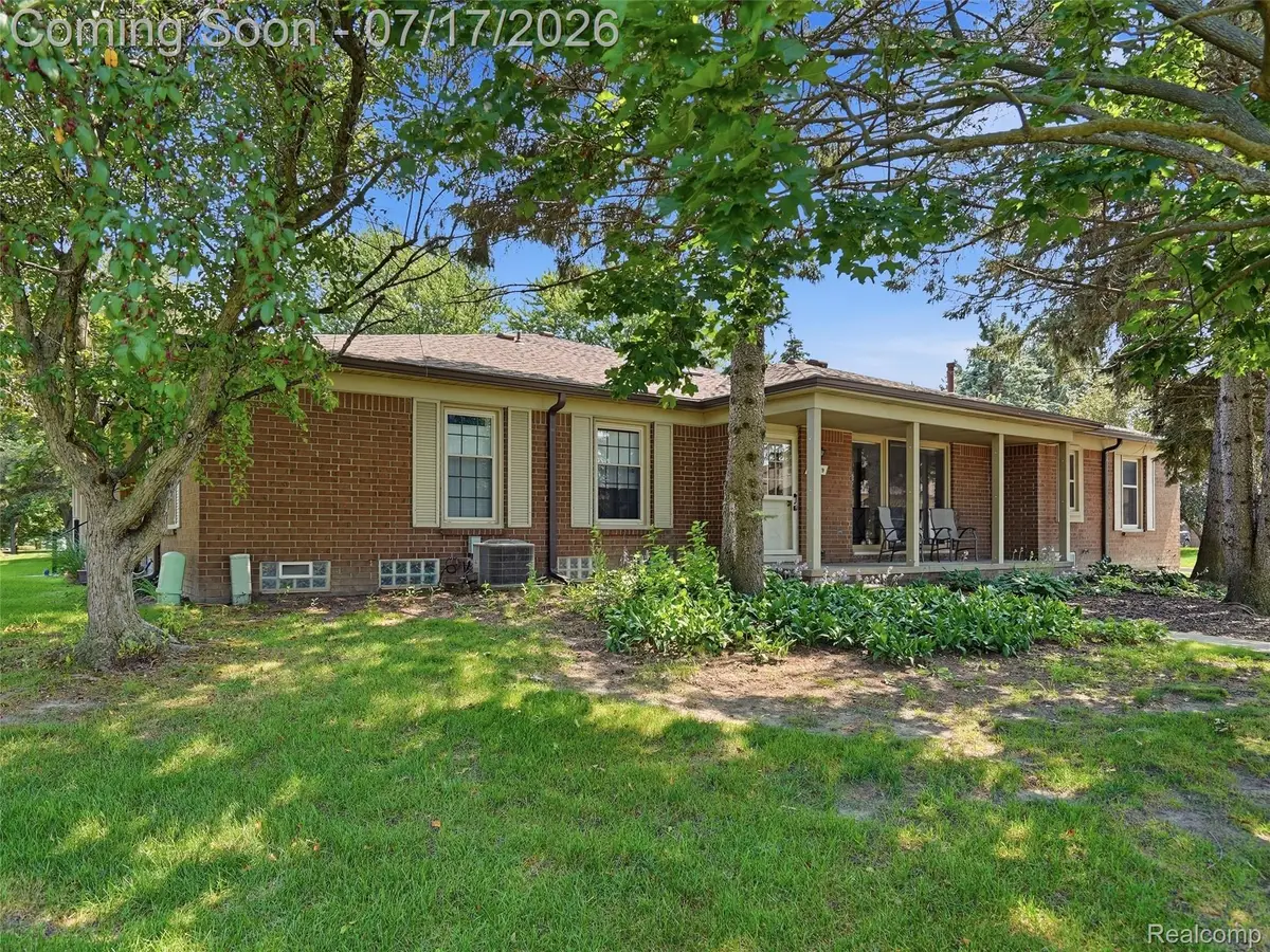 49139 Conway Court #25, Utica, MI 48315 - #1