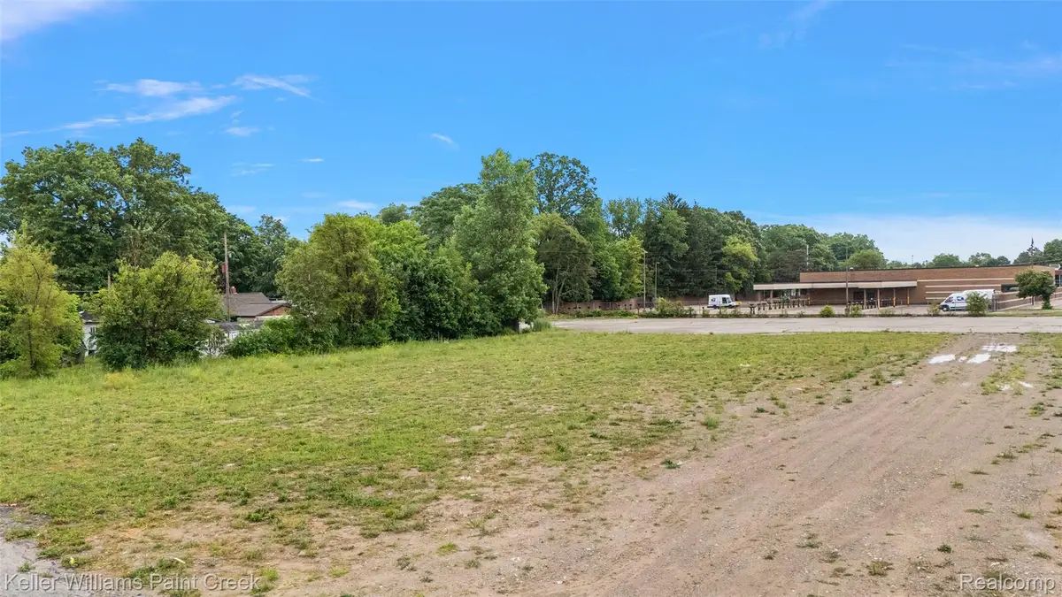 4403 Davison Road, Burton, MI 48509 - #1