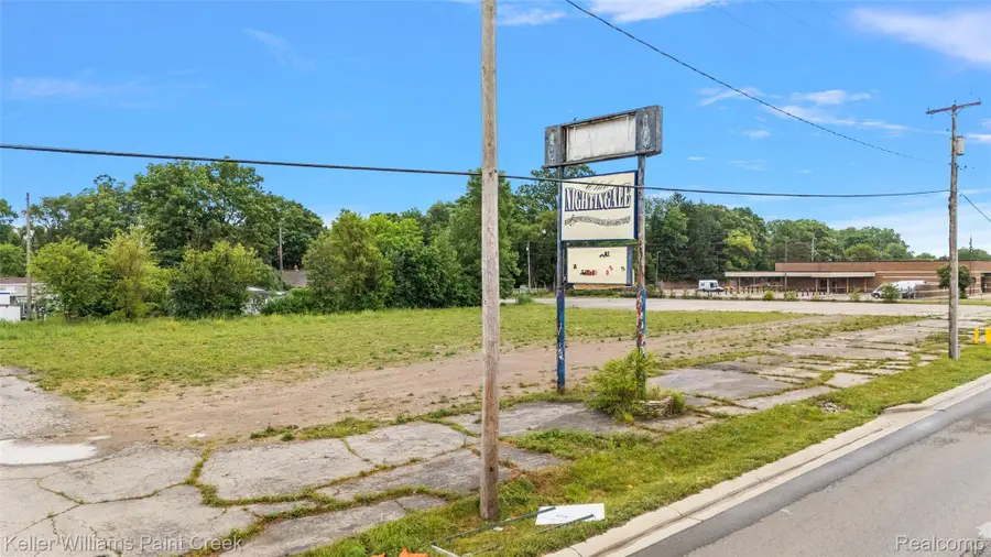 4403 Davison Road, Burton, MI 48509 - #2