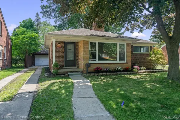 9984 Hemingway E, Redford, MI 48239