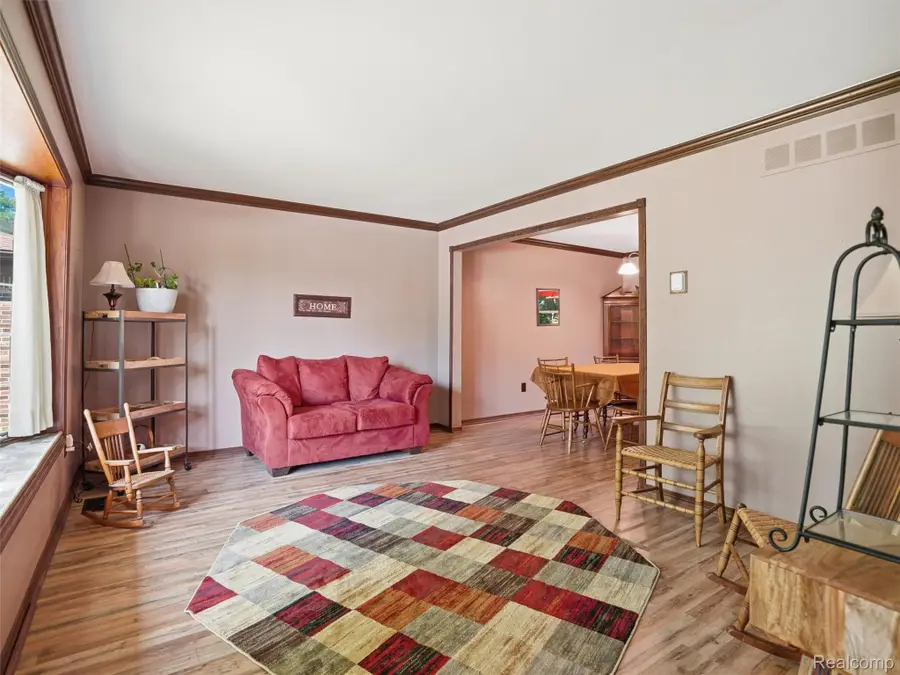 45414 Brunswick Drive, Canton, MI 48187 - #3